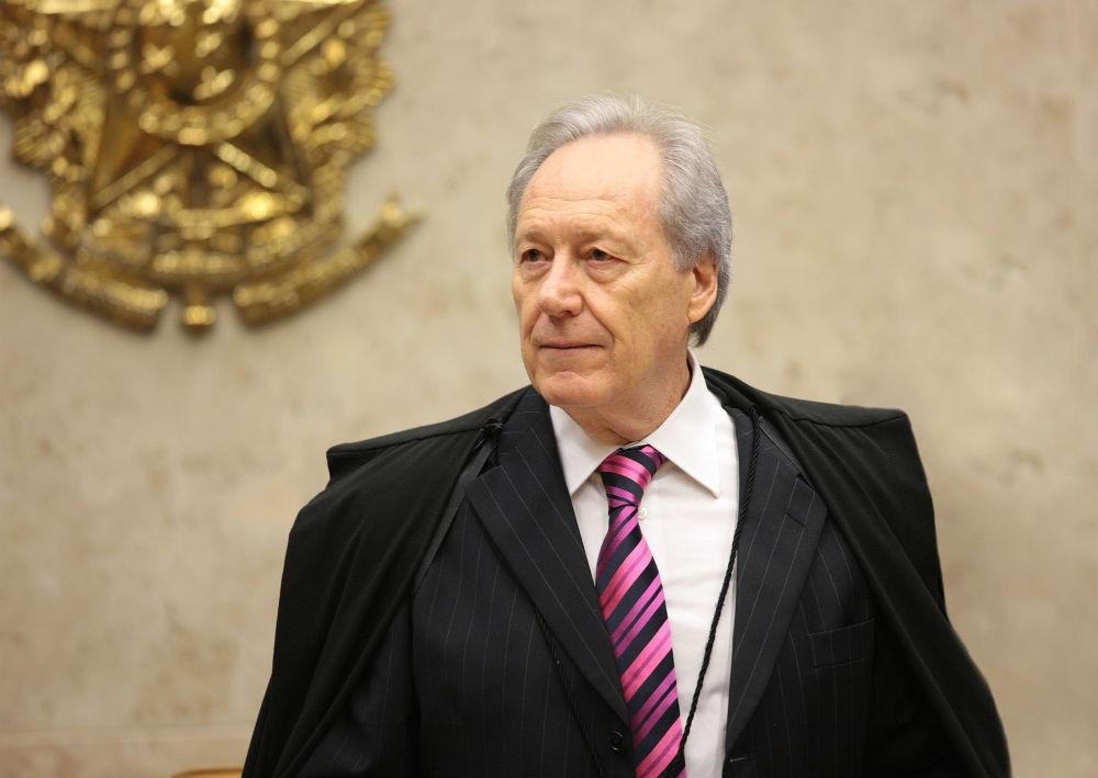 Senadores petistas queriam que recursos de defesa fossem analisados antes da defini&ccedil;&atilde;o do plano de trabalho