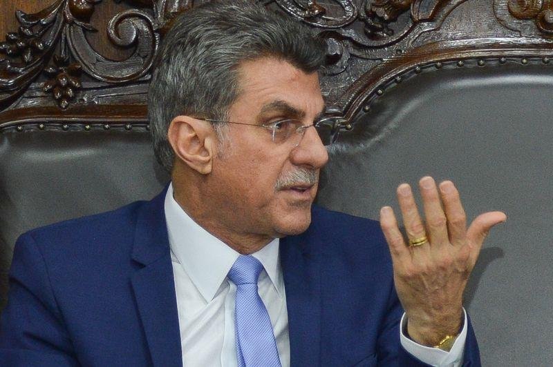 Pedido de pris&atilde;o &eacute; "absurdo", diz Juc&aacute;