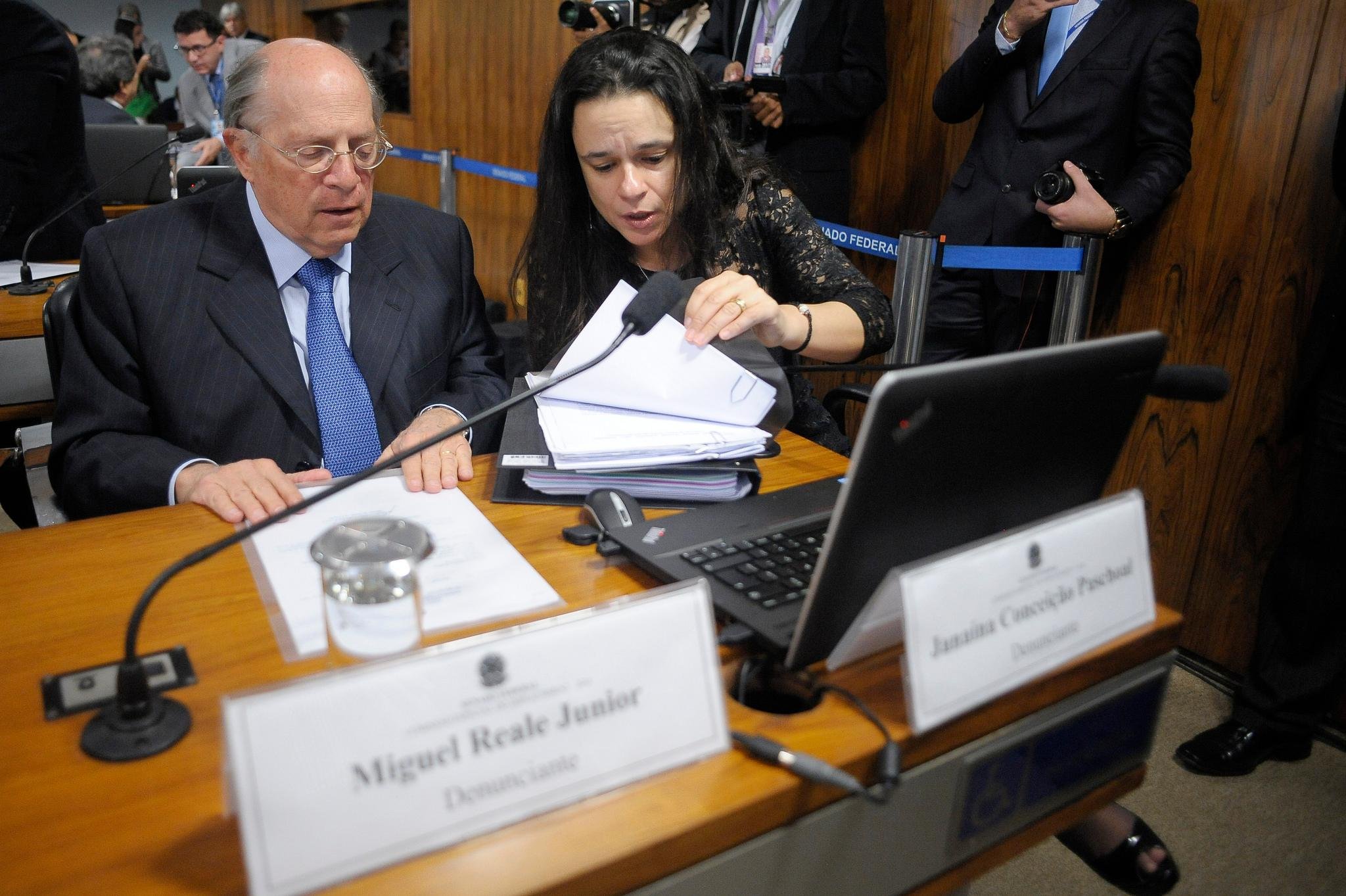 Comiss&atilde;o do Impeachment ouve testemunhas de acusa&ccedil;&atilde;o