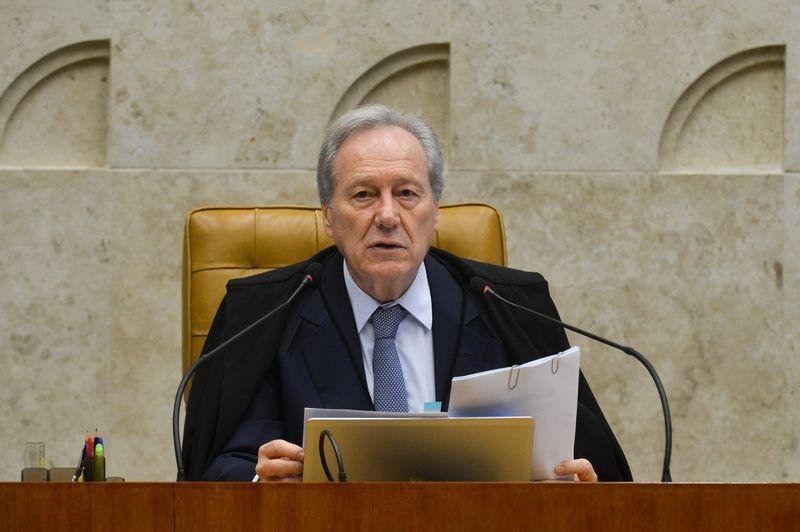 Lewandowski nega mais dois recursos na Comiss&atilde;o de Impeachment 