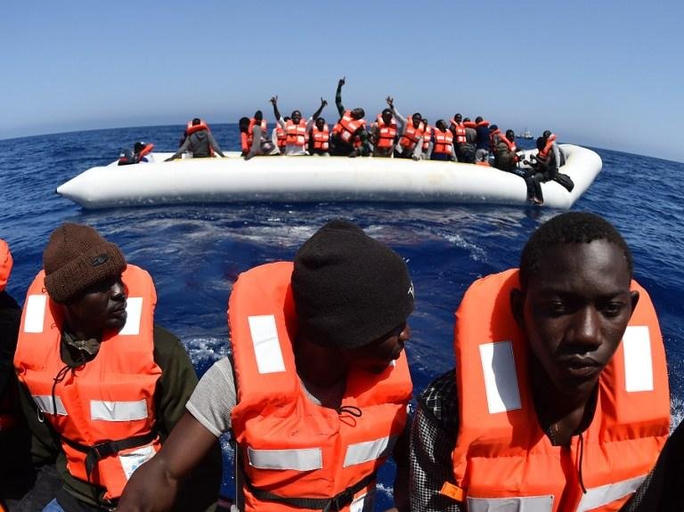 Navios da Marinha italiana e das Opera&ccedil;&otilde;es europeias Frontex e Sophia participaram do resgate