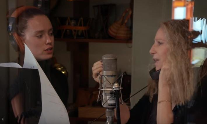 Barbra tamb&eacute;m divulgou um v&iacute;deo dos bastidores da grava&ccedil;&atilde;o