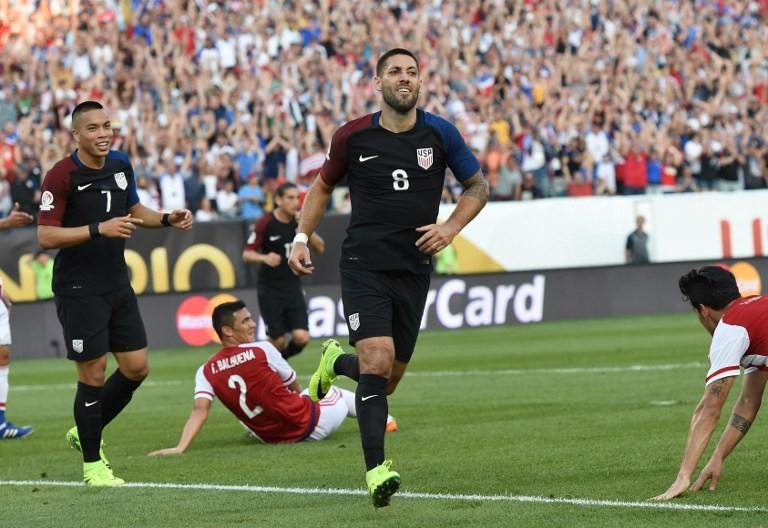 Clint Dempsey, aos 27 minutos de jogo, foi o autor do &uacute;nico gol da partida