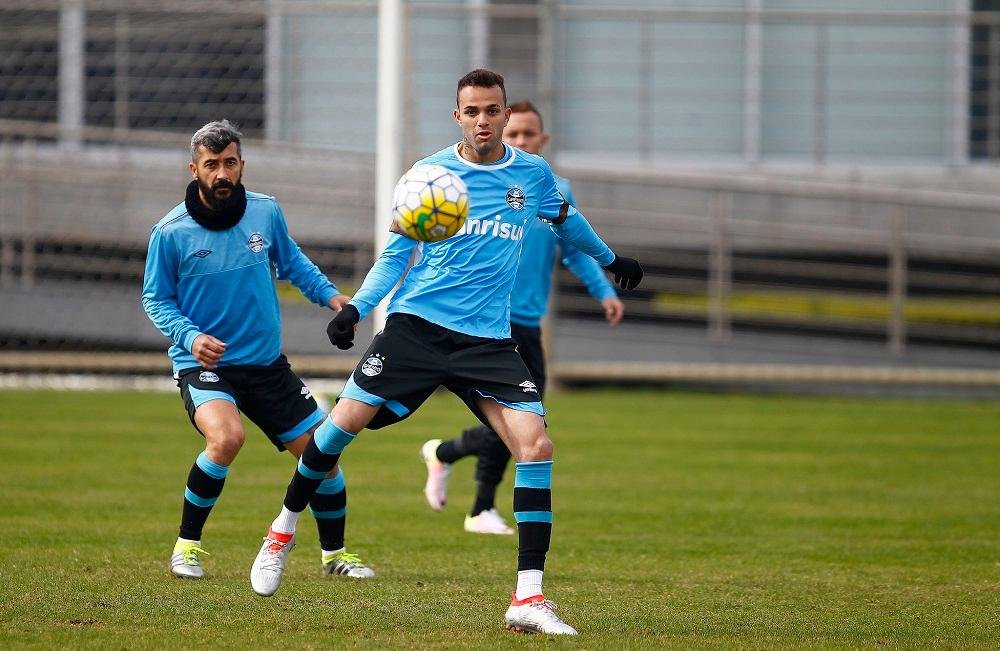 Gr&ecirc;mio enfrenta pedra no sapato em Chapec&oacute; pelo Brasileir&atilde;o