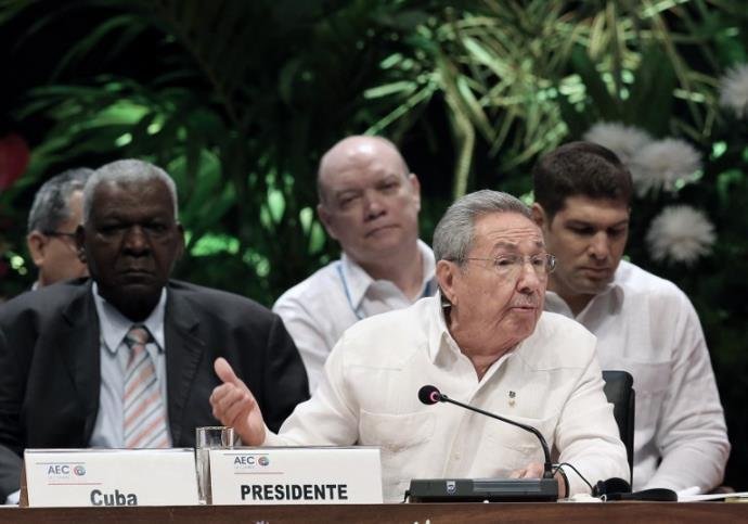 Documentos marcam o caminho e o ritmo da abertura iniciada pelo presidente Ra&uacute;l Castro