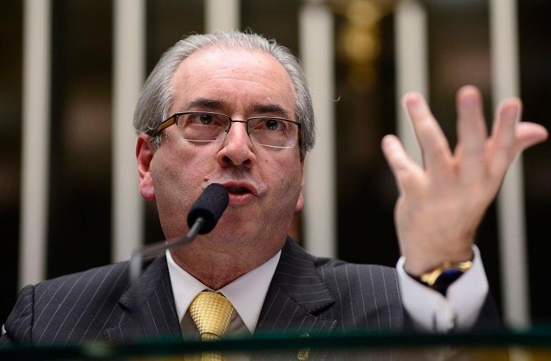 Defesa do presidente afastado da C&acirc;mara afirma que juiz usurpou compet&ecirc;ncia da Corte 