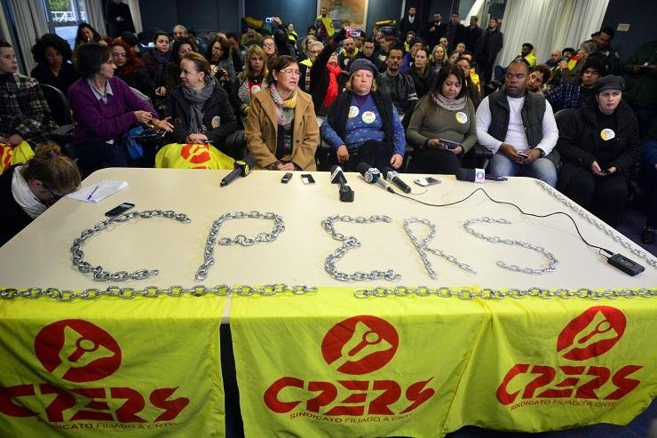 Justi&ccedil;a determina desocupa&ccedil;&atilde;o do Caff