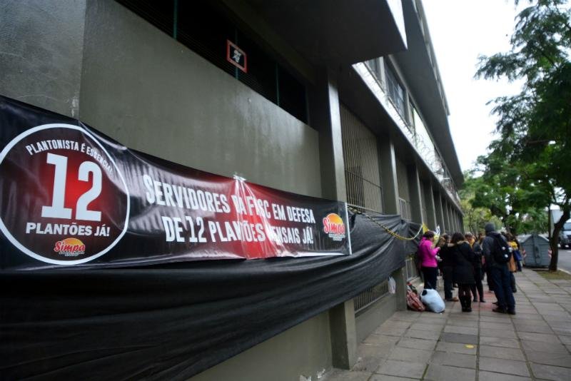 Prefeitura vai acionar Justi&ccedil;a para libera&ccedil;&atilde;o de pr&eacute;dio da Fasc