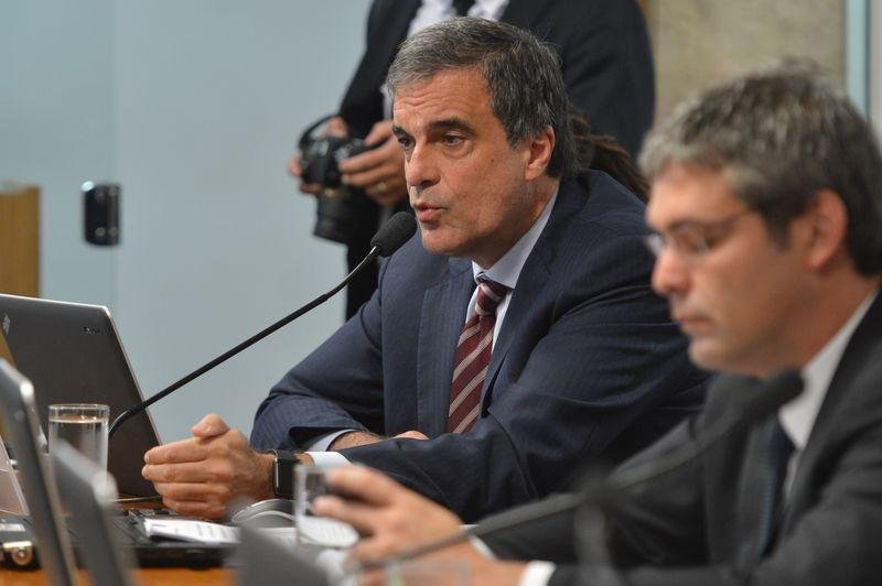Cardozo cometeu gafe ao fazer defesa de Dilma no Senado