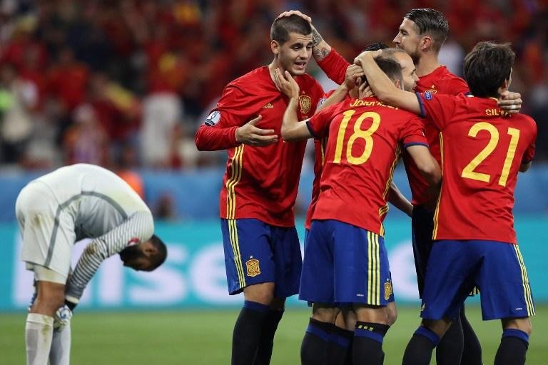 Espanh&oacute;is anotaram 3 a 0 com grande atua&ccedil;&atilde;o de &Aacute;lvaro Morata