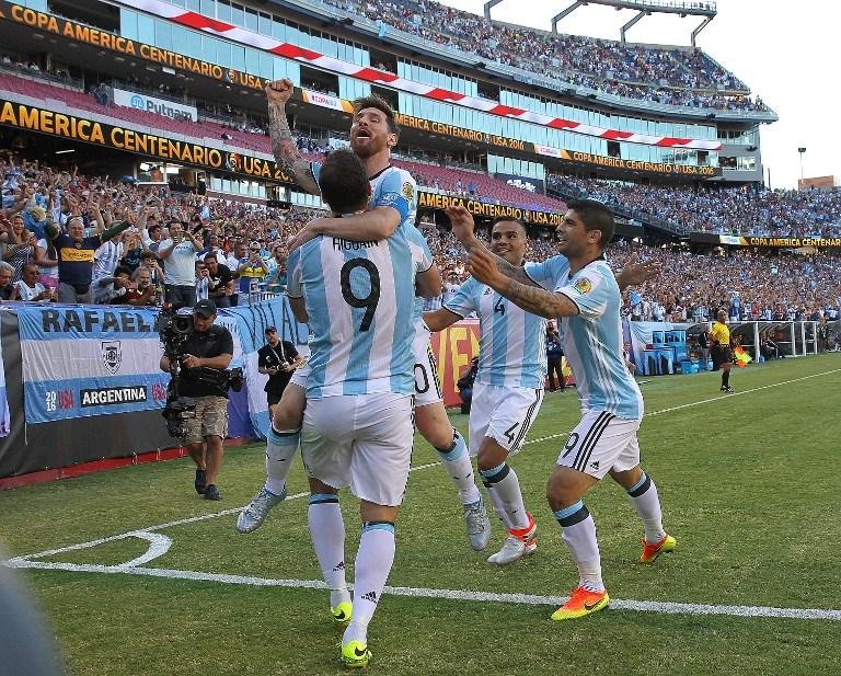 Argentina goleia a Venezuela e est&aacute; na semifinal da Copa Am&eacute;rica