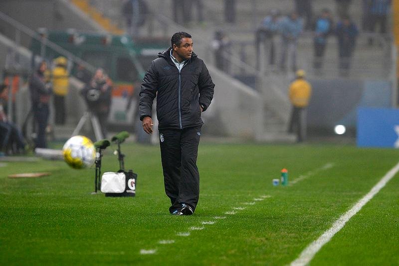 Roger minimizou les&otilde;es musculares na vit&oacute;ria sobre o Cruzeiro