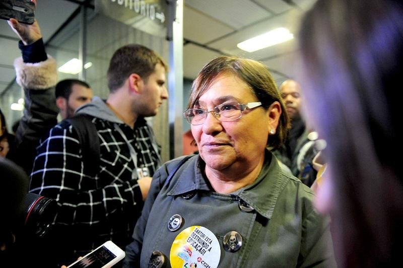 Helenir Sch&uuml;rer garante que eventual fim da greve s&oacute; ser&aacute; definido na assembleia do Cpers
