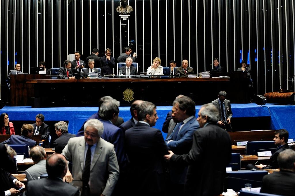 Senadores retomam a an&aacute;lise do projeto na pr&oacute;xima ter&ccedil;a-feira