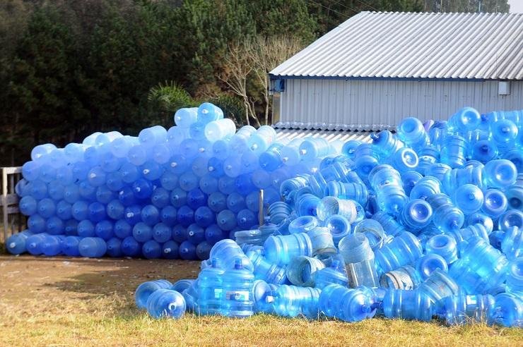 MP investiga contamina&ccedil;&atilde;o de &aacute;gua mineral no RS