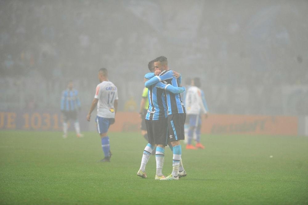 De olho na vice-lideran&ccedil;a, Gr&ecirc;mio encara Vit&oacute;ria na Arena 