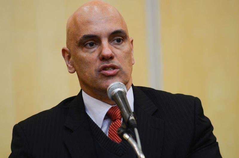 Ministro da Justi&ccedil;a recha&ccedil;ou boatos de que visita ao presidente interino fosse relacionada a Opera&ccedil;&atilde;o Custo Brasil