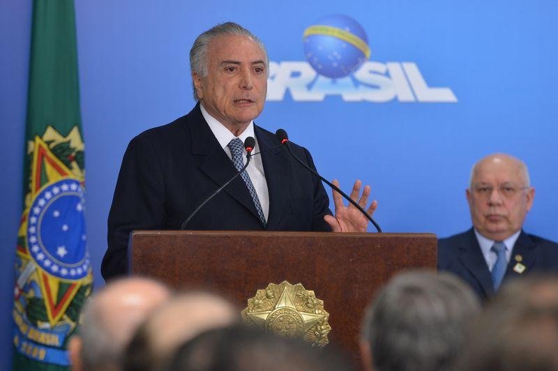 Temer sinaliza que acordo sobre d&iacute;vidas dos Estados pode se estender a munic&iacute;pios