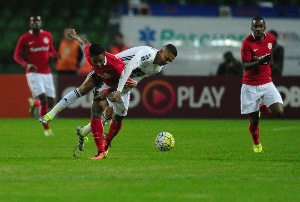 Anderson marcou o gol do Inter, que n&atilde;o segurou o resultado