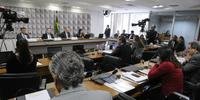 Comissão do Impeachment ouve duas testemunhas de defesa de Dilma	