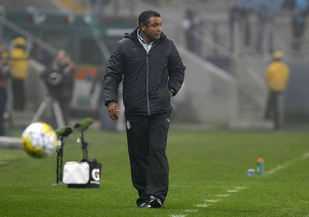 Roger ir&aacute; comandar o Gr&ecirc;mio contra o Furac&atilde;o