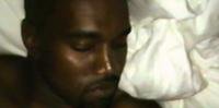 Kanye West aparece dormindo ao lado de várias celebridades nuas no clipe 