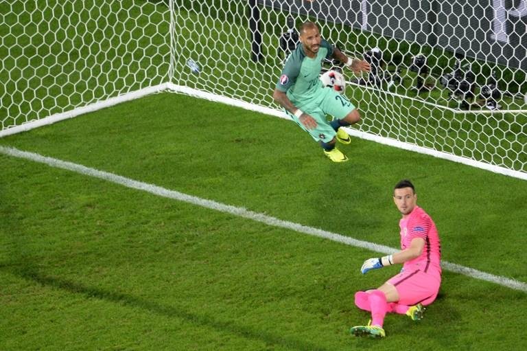 Portugal s&oacute; marcou gol no fim do jogo