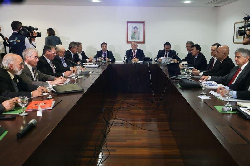 Governo vai pagar em agosto primeira parcela do 13&ordm; de aposentados