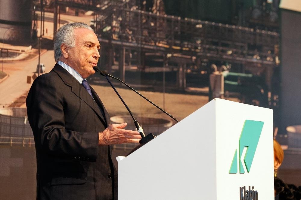 Temer afirma que iniciativa privada &eacute; quem ajuda o Estado a crescer