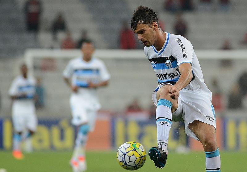 Thyere ganhar&aacute; nova chance como titular do Gr&ecirc;mio
