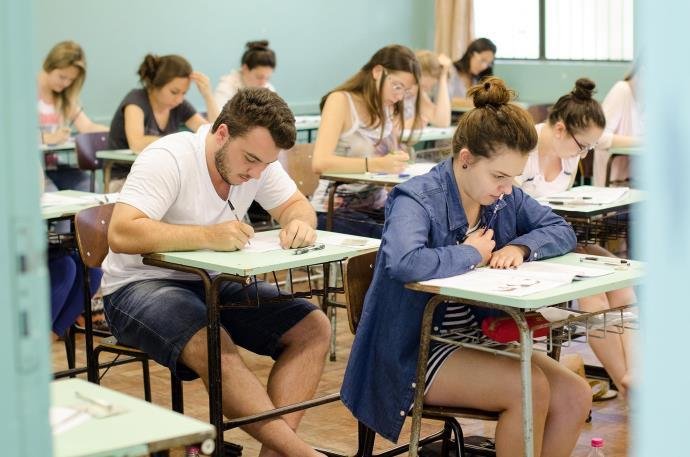 Estudantes t&ecirc;m at&eacute; hoje para se inscrever no Fies
