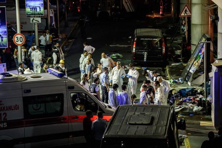 Atentado suicida deixa mais de 40 mortos no aeroporto de Istambul