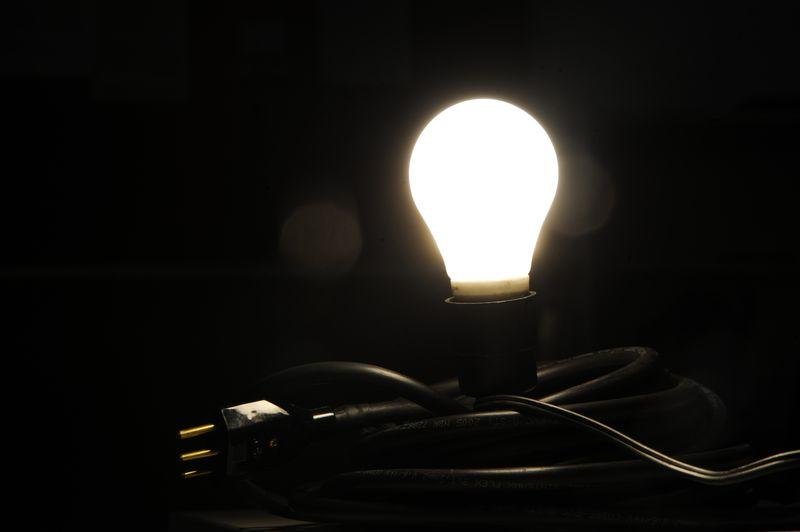 Venda de l&acirc;mpadas incandescentes est&aacute; proibida no pa&iacute;s a partir de hoje
