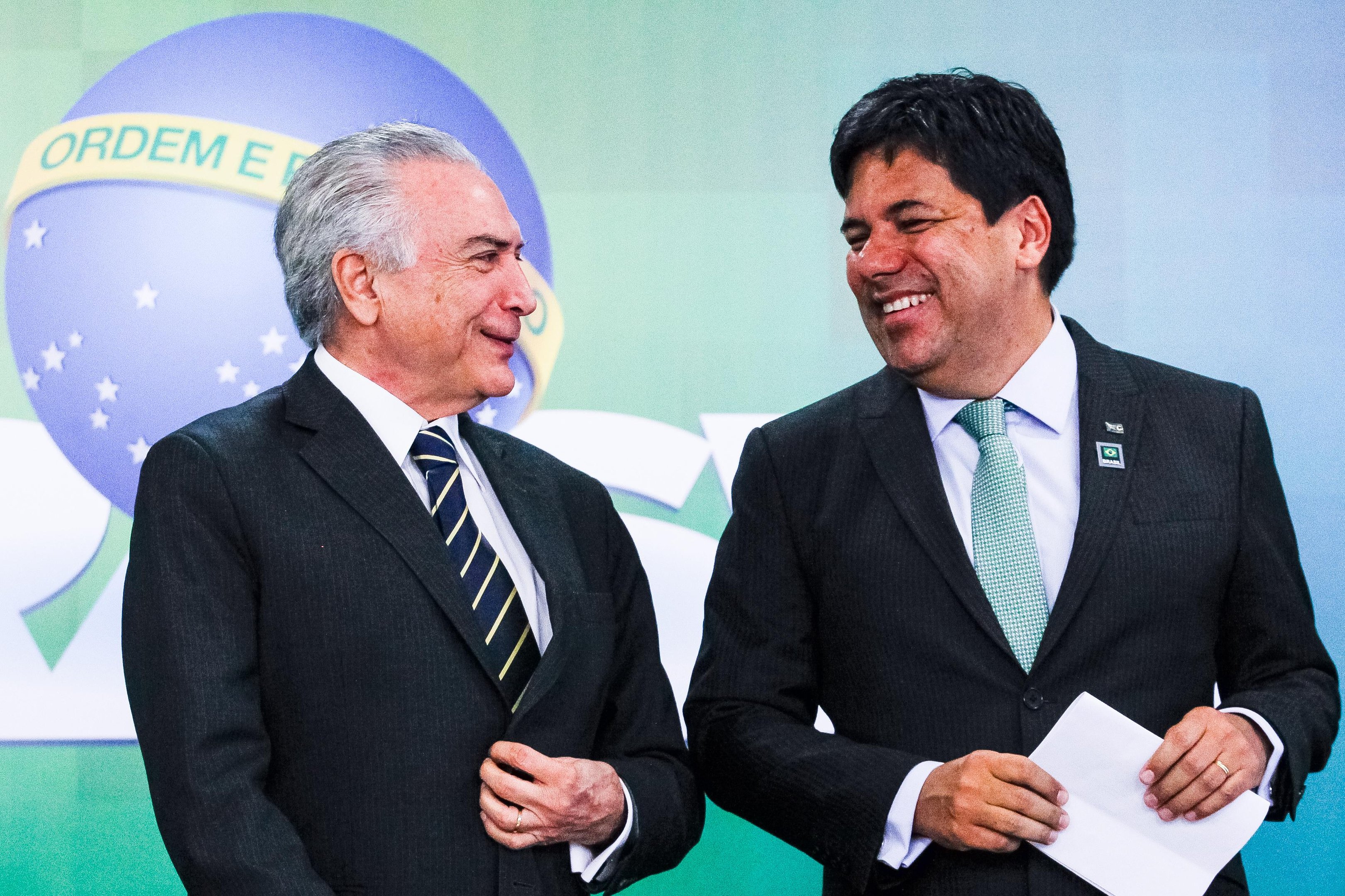 Temer avisou , atrav&eacute;s de intermedi&aacute;rios, que n&atilde;o iria mudar a ess&ecirc;ncia do projeto