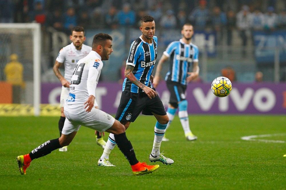 Atacante disse que n&atilde;o deve ter problemas para jogar Gre-Nal