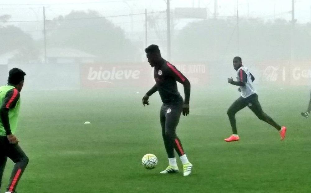 Paul&atilde;o treina e pode ser op&ccedil;&atilde;o para Gre-Nal