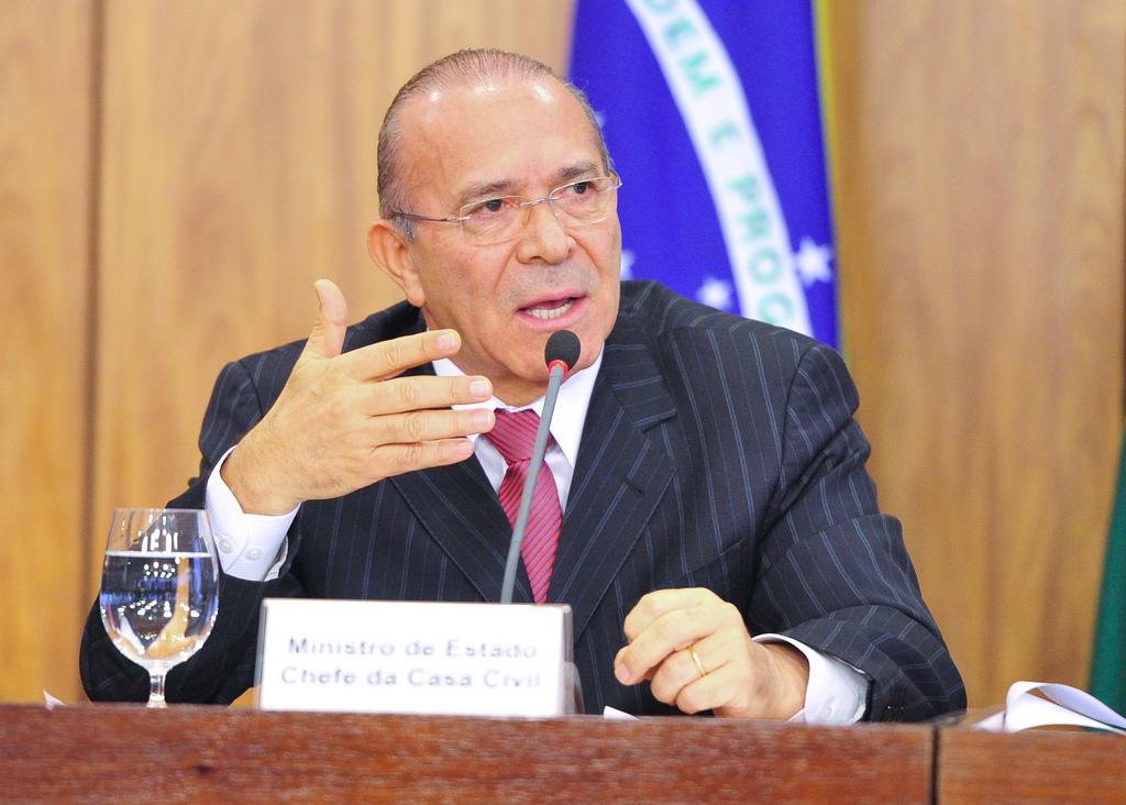Ministro da Casa Civil entende que popularidade &acute;n&atilde;o &eacute; o mais importante&acute;