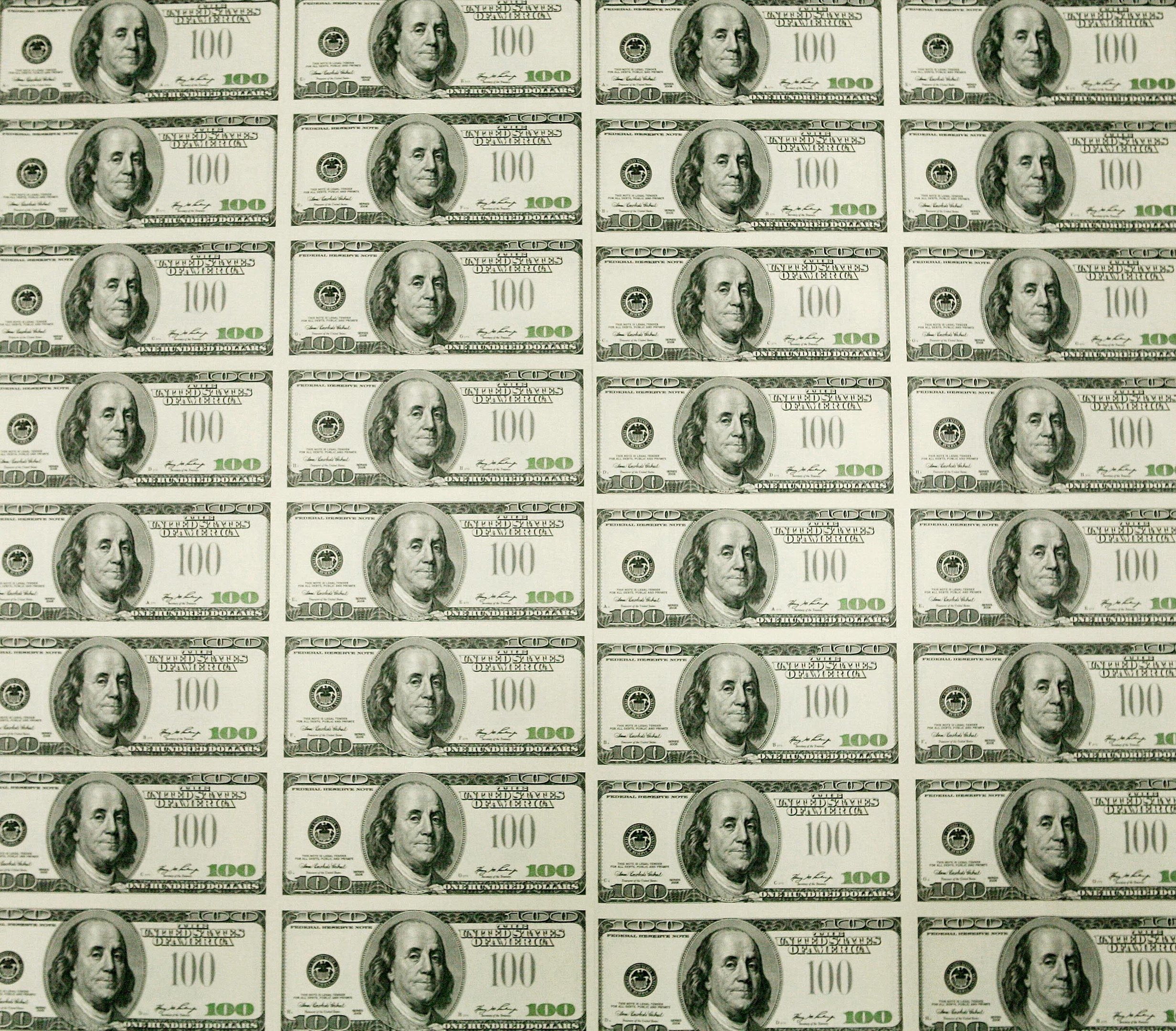 D&oacute;lar saiu do patamar de R$ 3,40 para R$ 3,20 em duas semanas