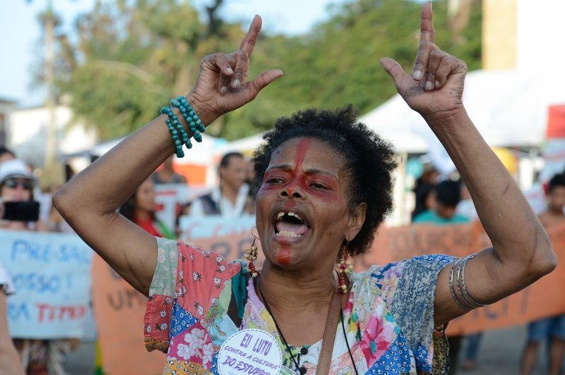 Ato re&uacute;ne pautas de povos tradicionais, feministas, movimento negro, ativistas por direitos LGBT e pela educa&ccedil;&atilde;o