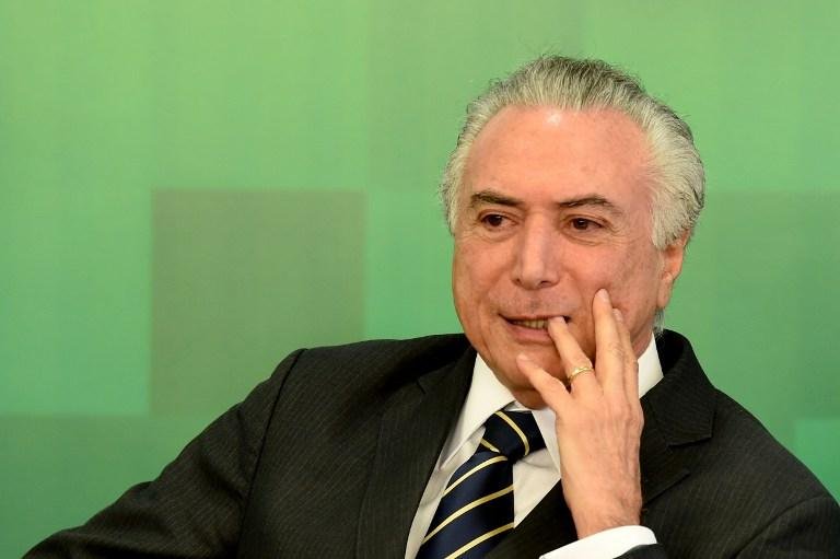 Presidente interino participou de f&oacute;rum e afirmou que objetivo &eacute; colocar Pa&iacute;s nos trilhos 