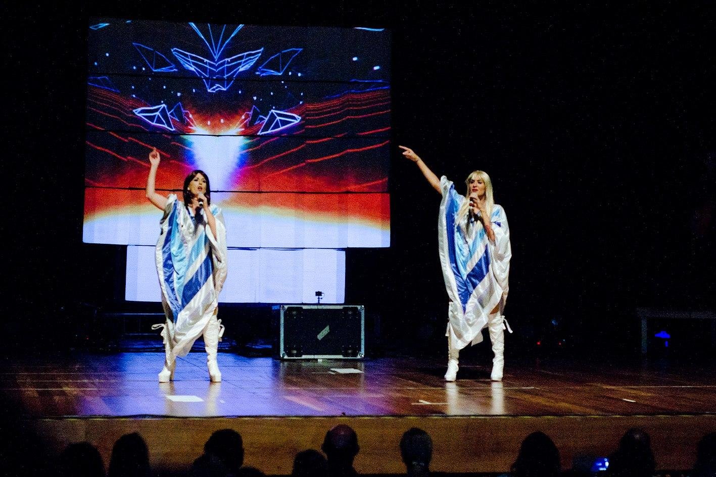 Com figurino caracter&iacute;stico, show promete uma viagem no tempo 