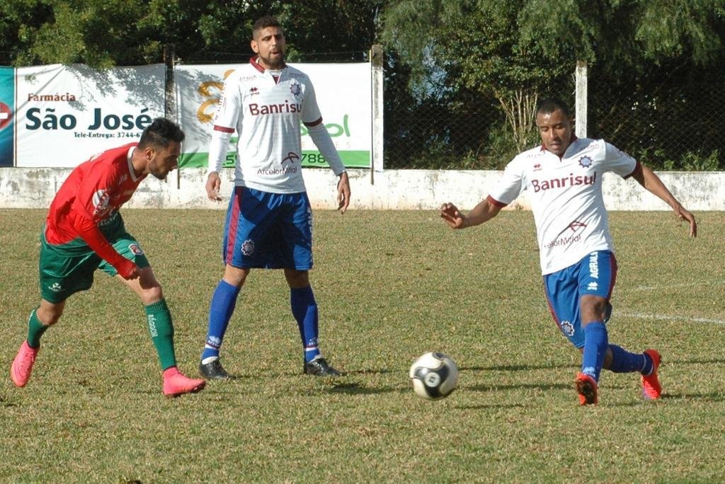 Caxias e Uni&atilde;o Frederiquense ficaram no 0 a 0 nesta quarta