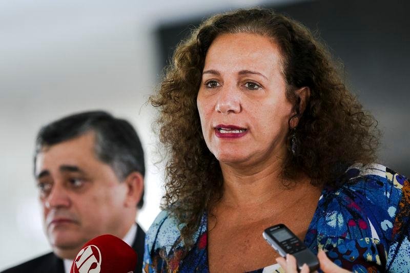 Jandira Feghali se pronunciou totalmente contr&aacute;ria a condi&ccedil;&otilde;es