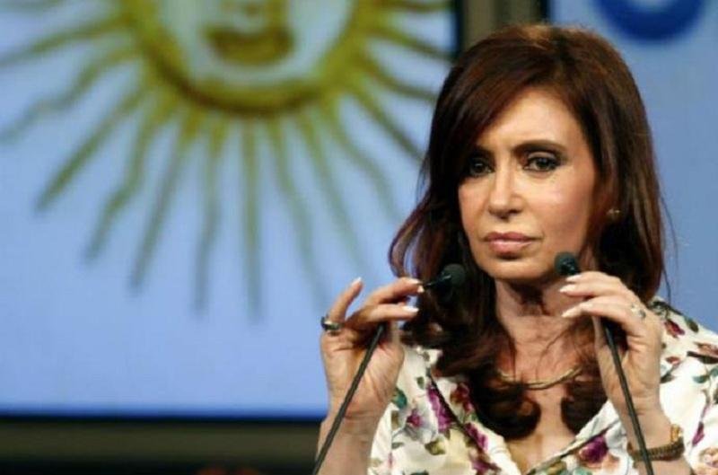 Ex-presidente &eacute; acusada por fraude em opera&ccedil;&otilde;es de venda de d&oacute;lar futuro