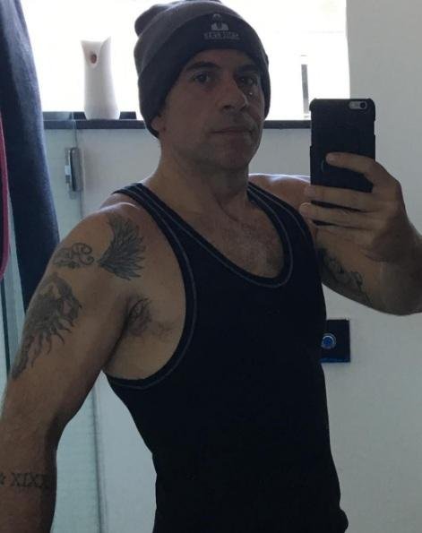 Leandro Hassum perde humor e se irrita com seguidores em rede social