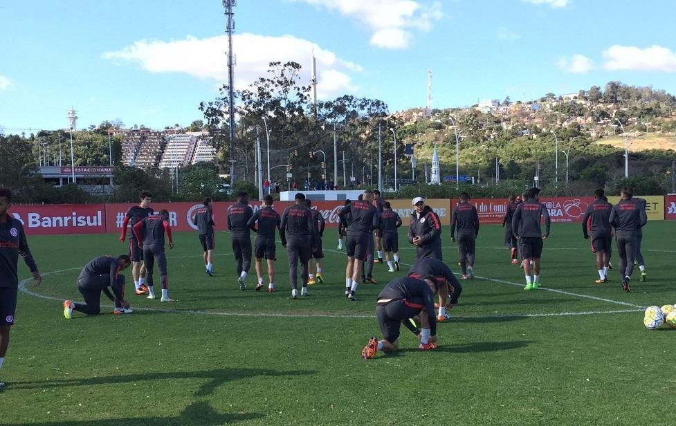 Inter treina posse de bola e deve ter mudan&ccedil;as para domingo