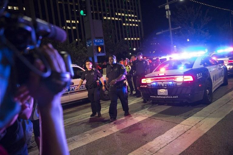 Franco-atirador de Dallas disse que queria matar policiais brancos