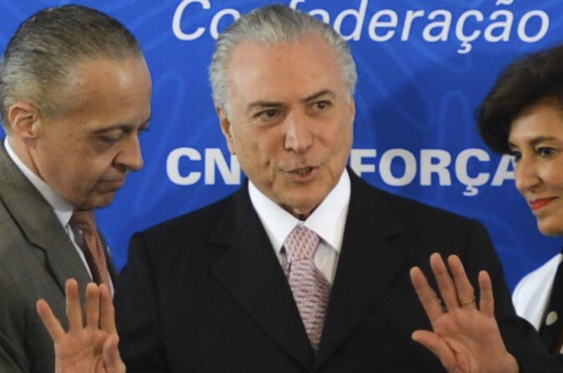 "Em apenas 48 dias de governo reduzimos d&eacute;ficit de 2017 a R$ 139 bi", afirma Temer