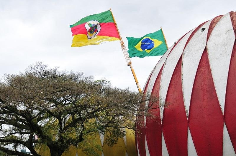 Preg&atilde;o eletr&ocirc;nico vai ser organizado para contratar uma empresa especializada em estruturas e estandes