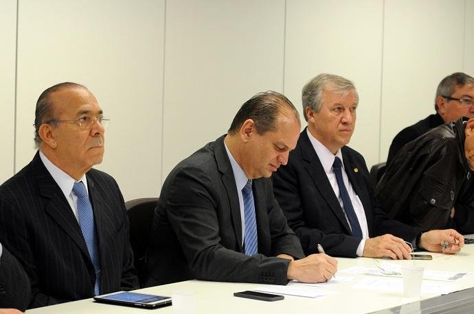 Ministro da Sa&uacute;de participa de posse da diretoria do GHC